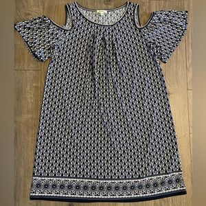 Max Studio Peep Shoulder Dress Size Small
